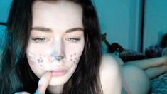 Hot amateur webcam teen masturbates for their fans