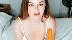 Webcam fun mature brunette with toys cum on cam