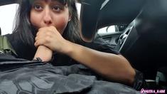 Amateur hands free close up blowjob