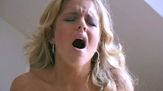Blonde tight pussy babe solo toy fun in glamour masturbation