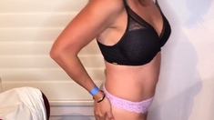 Brunette Solo Webcam Masturbation